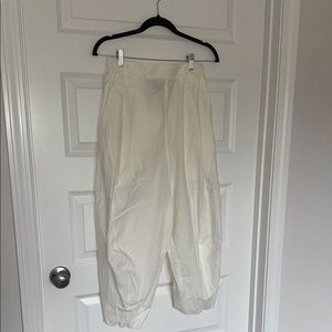 Moyuru - White Harem Pants - S (fits S-L) - Elastic Waist w/ Belt Loops